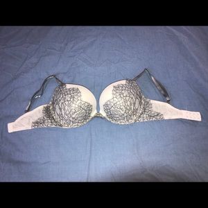 Victoria’s Secret Very Sexy Push Up Bra